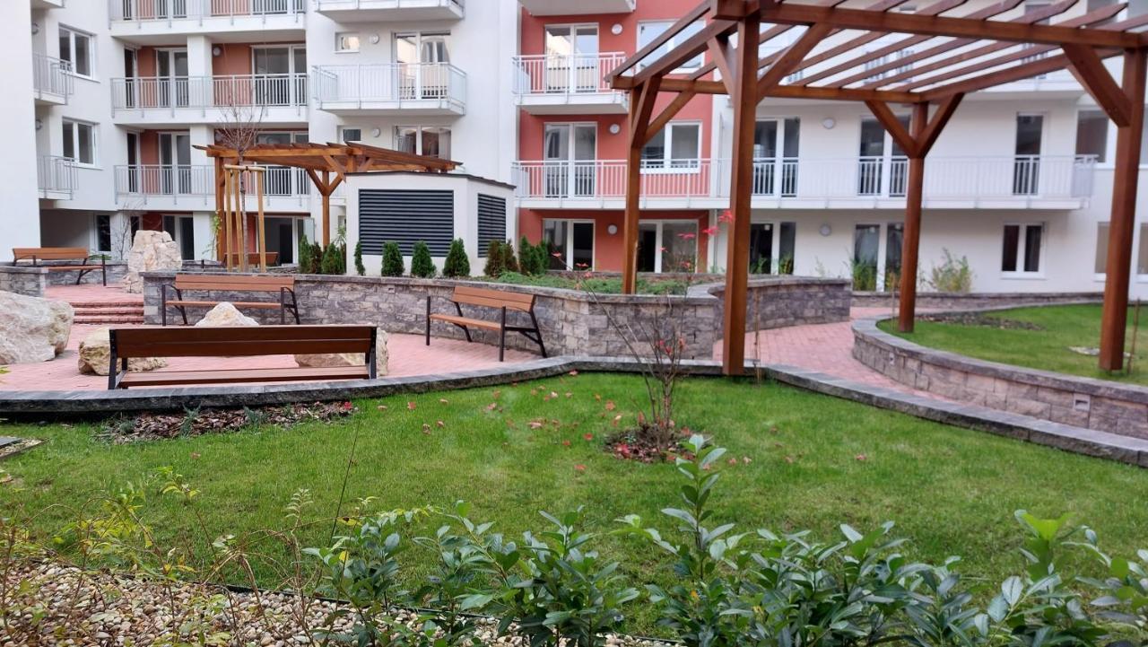 N&Z Apartman Close To The Downtown Apartment Budapest Ngoại thất bức ảnh