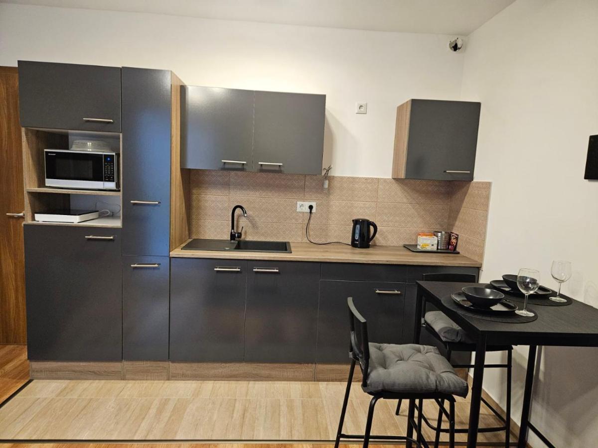 N&Z Apartman Close To The Downtown Apartment Budapest Ngoại thất bức ảnh
